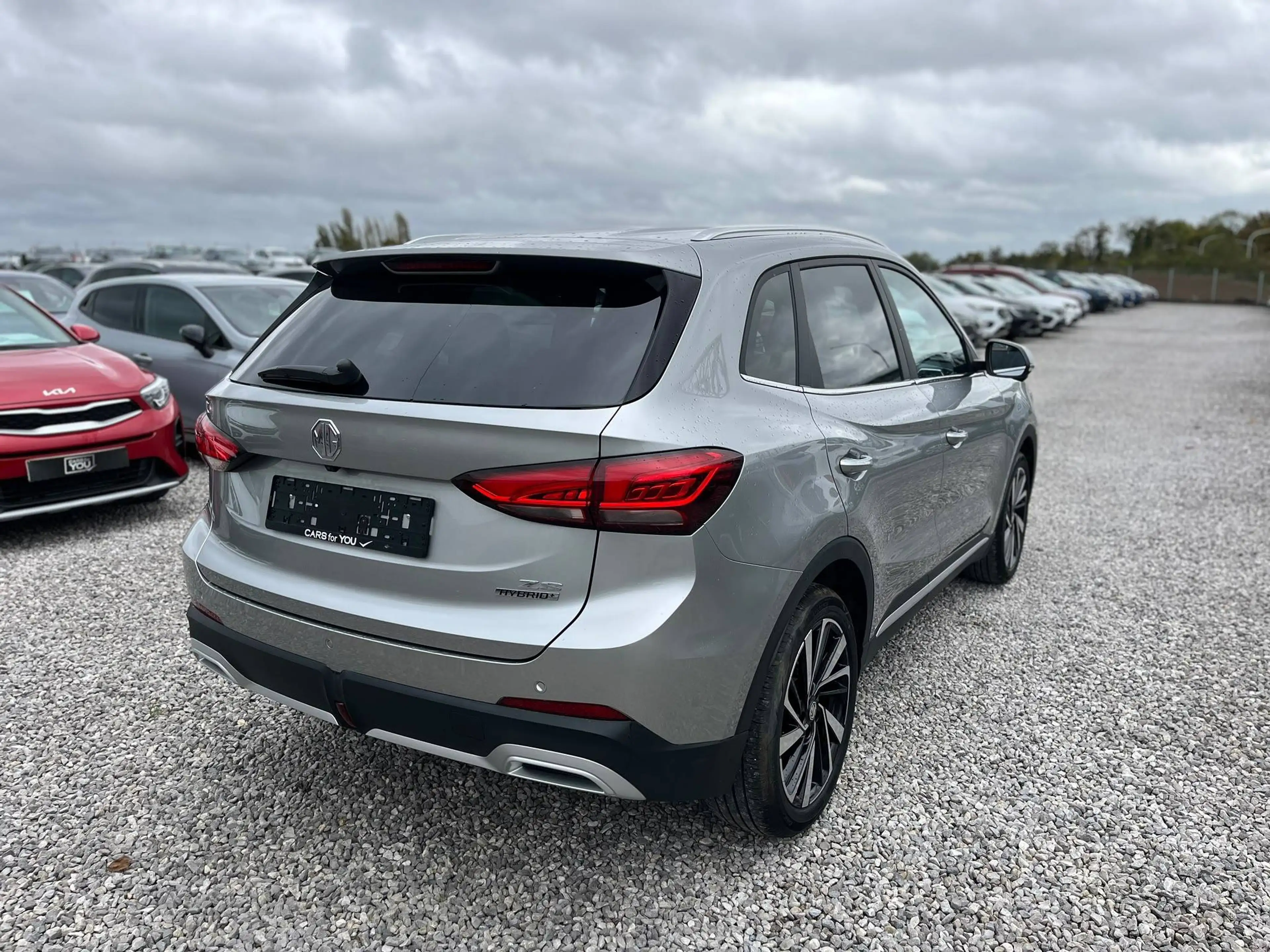 MG ZS hybrid+ luxury — photo 3