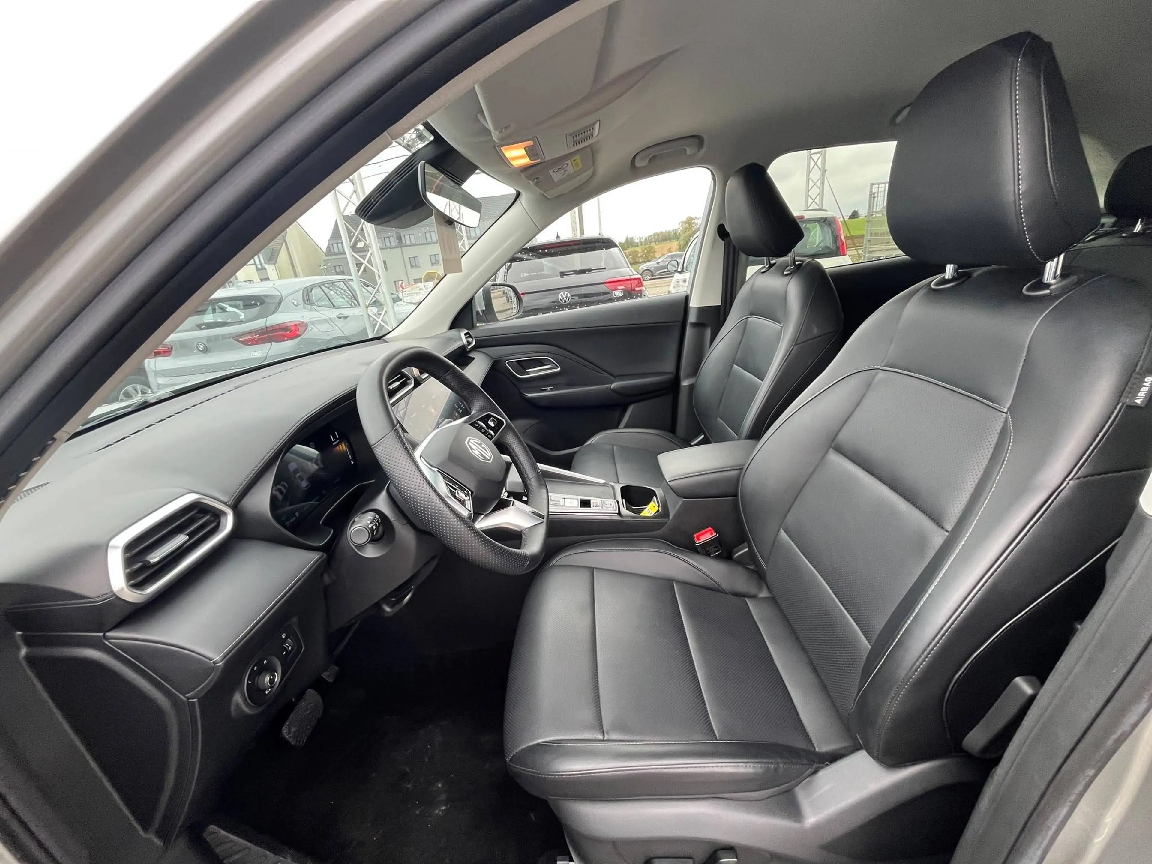 MG ZS hybrid+ luxury — photo 5