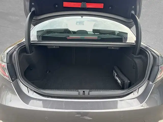 Alfa Romeo Giulia view 10