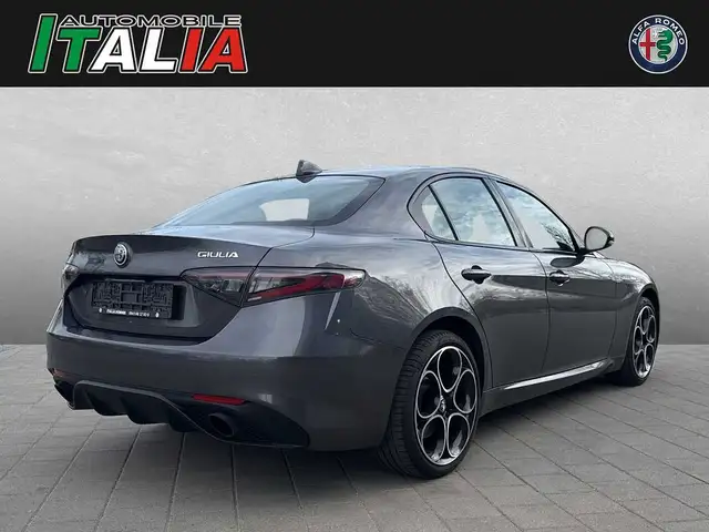 Alfa Romeo Giulia view 2