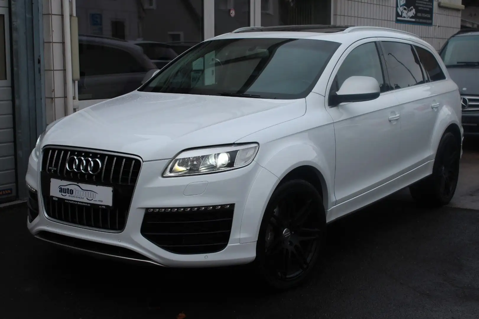 Audi Q7 6.0 TDI V12 R-Kam*Memory*Standhzg*Pano*Xenon Weiß - 2