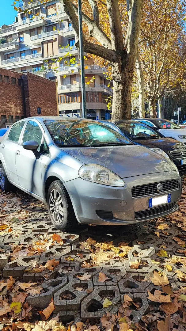 Fiat Grande Punto Grande Punto III 2005 5p 1.2 65cv Argintiu - 1