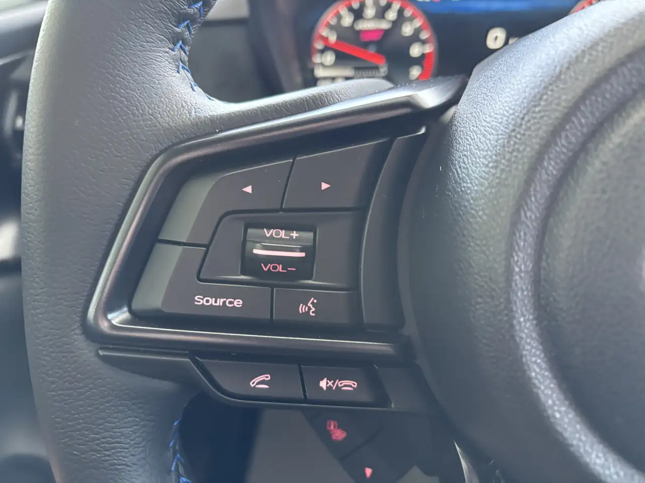 Subaru WRX снимка Subaru WRX