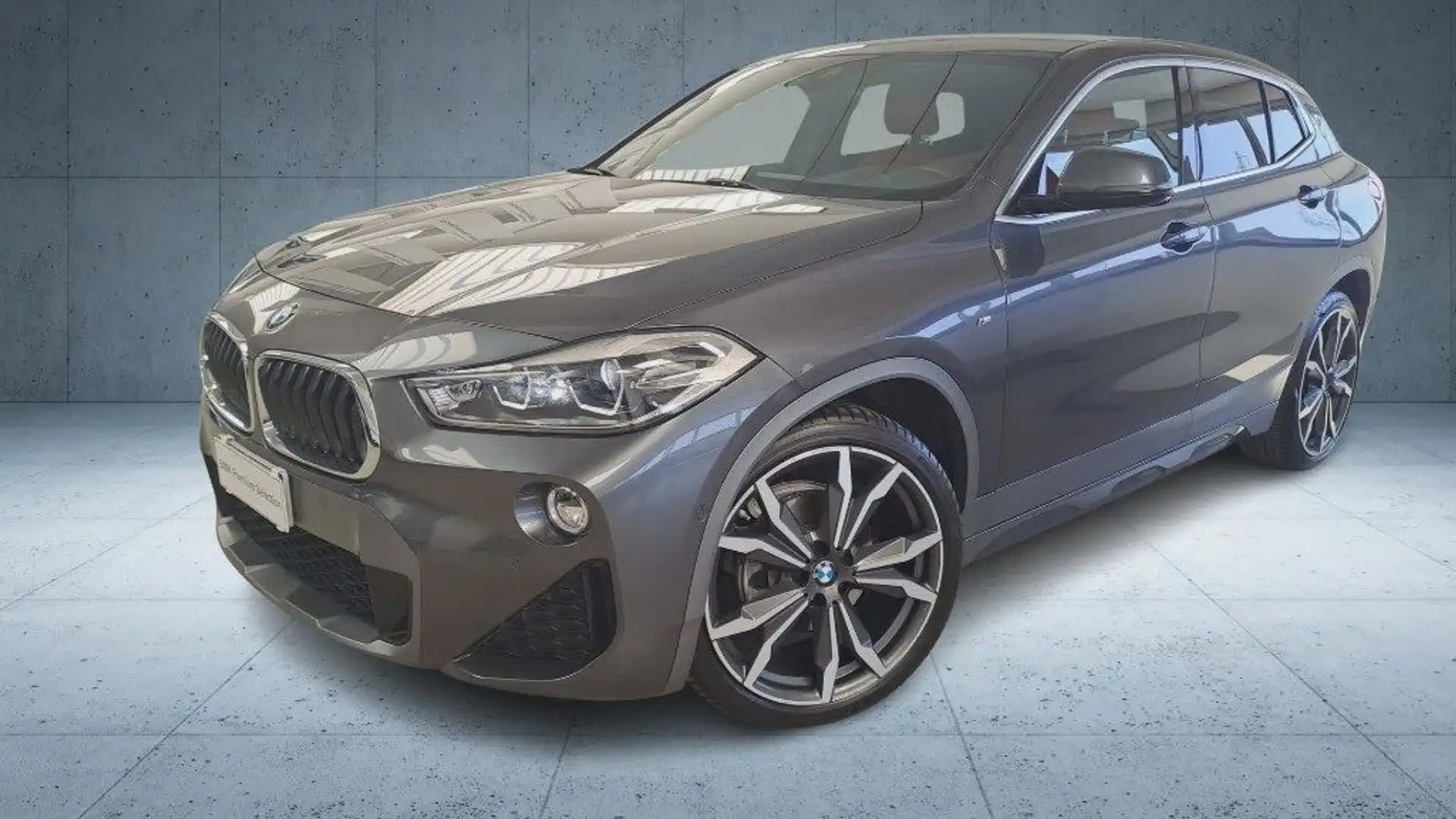 BMW X2 sDrive18d Msport-X Aut. Grigio - 1