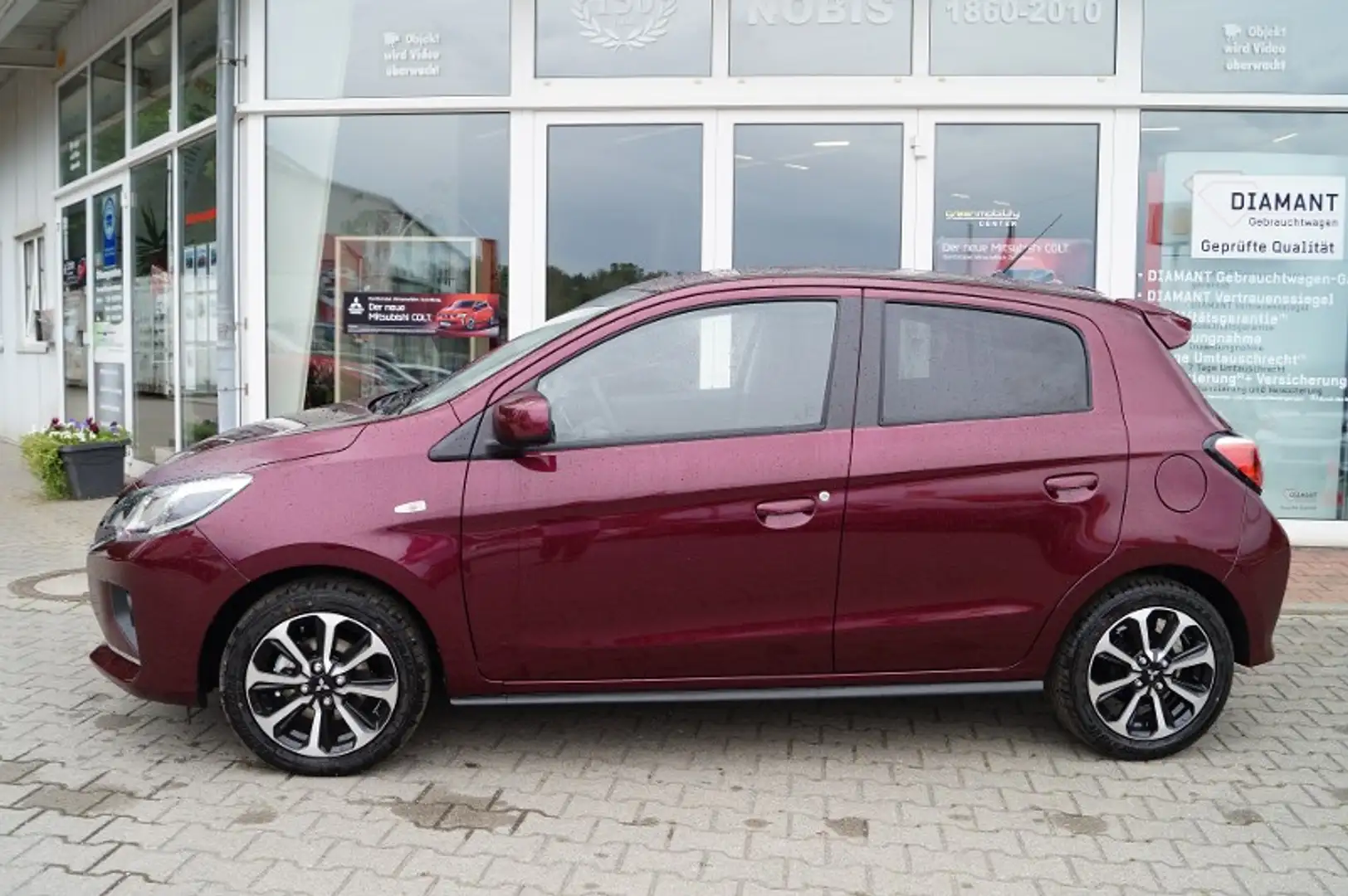 Mitsubishi Space Star Select+ 1.2 MIVEC ClearTec 5-Gang Rouge - 1