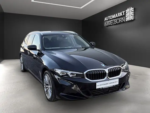 BMW 3 Series view 2