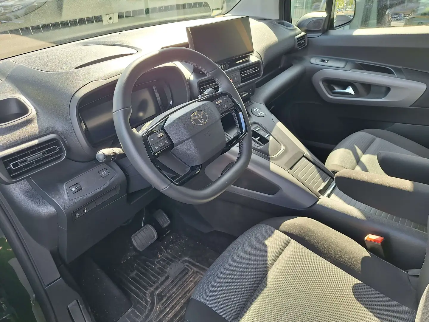 Toyota Proace City 1,5D Verso L1 Team*TOP WIE NEU Vert - 2