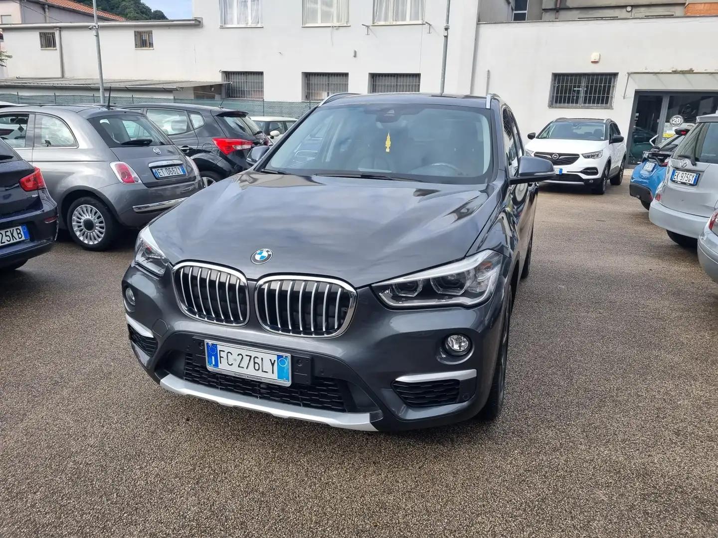 BMW X1 X1 F48 sdrive18d xLine auto Gris - 2