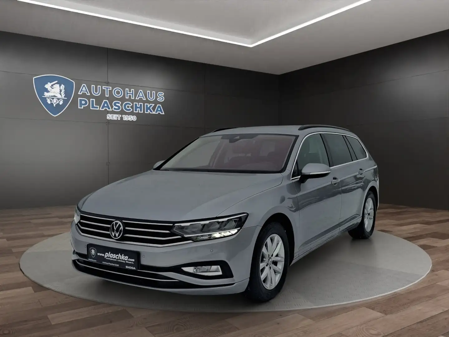 Volkswagen Passat Variant 1.5 TSI DSG Business ACC+KAMERA+APP Klima Navi Silber - 1