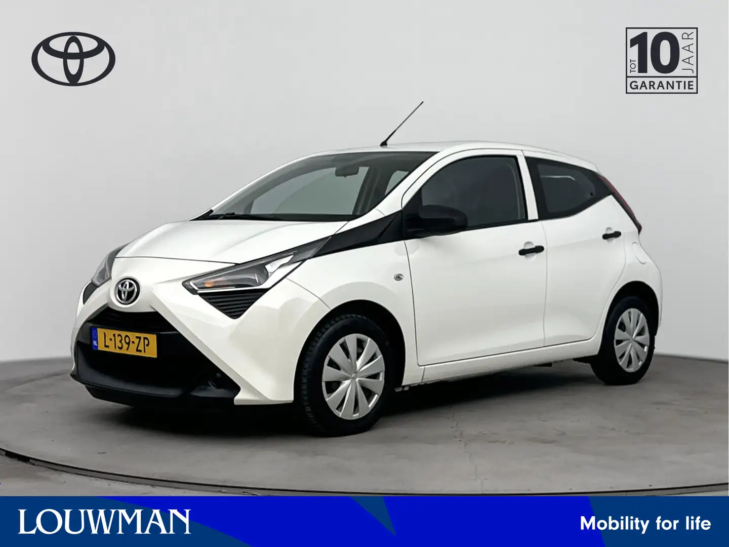 Toyota Aygo 1.0 VVT-i x-fun Blanc - 1