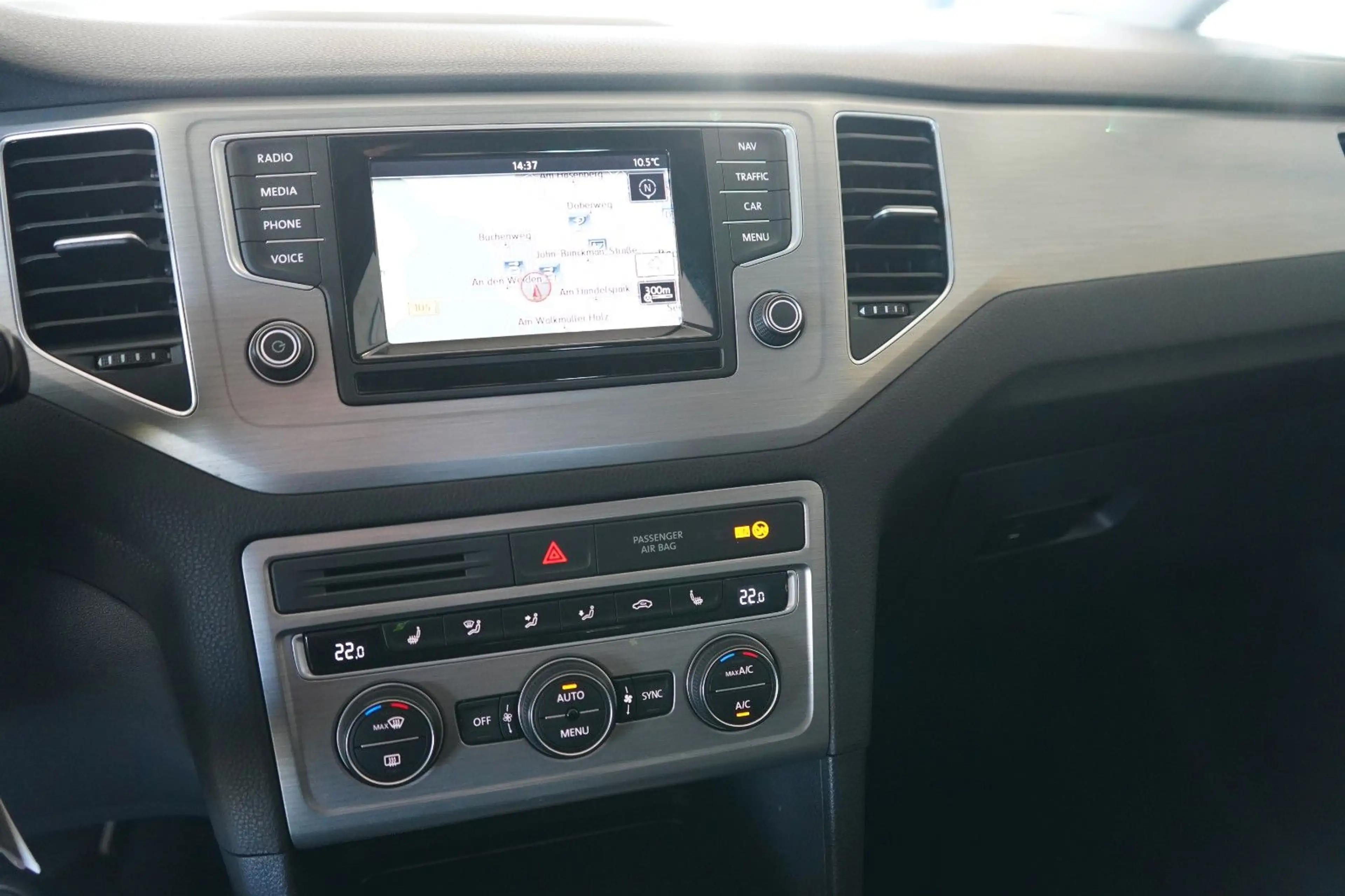 Volkswagen Golf Sportsvan VII BMT AUTOMATIK / NAVI — photo 13
