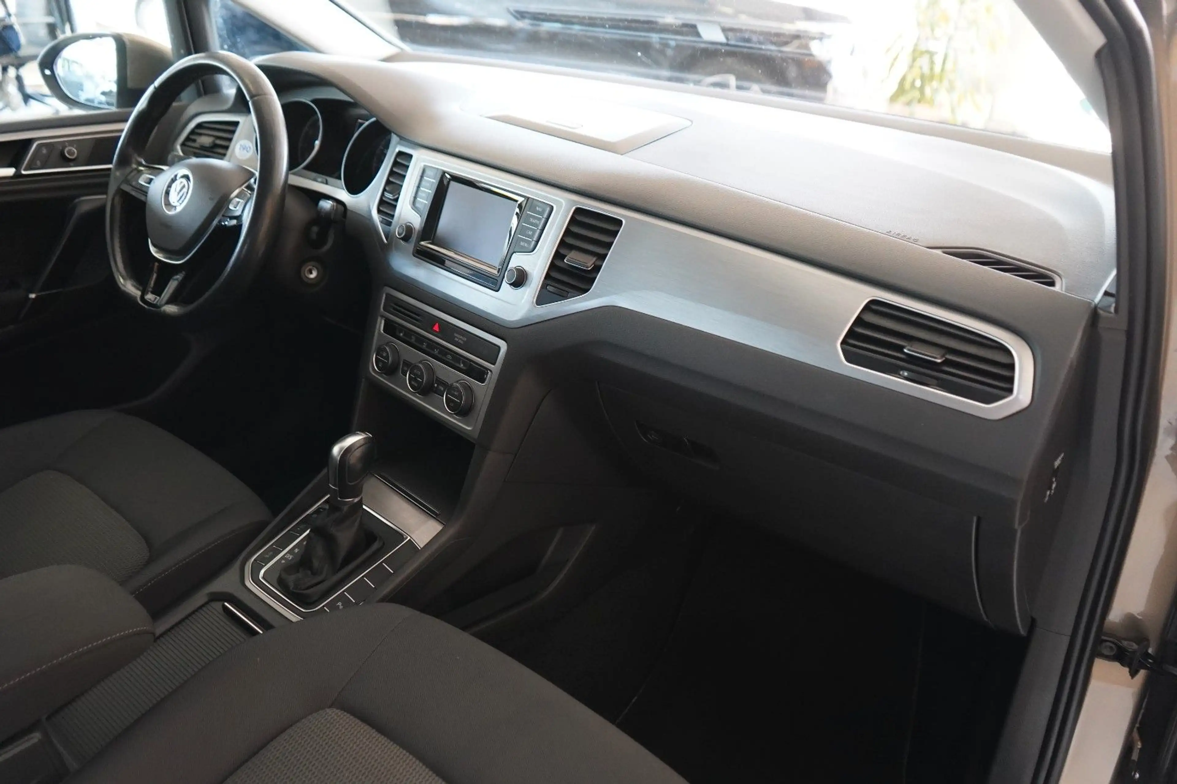 Volkswagen Golf Sportsvan VII BMT AUTOMATIK / NAVI — photo 9