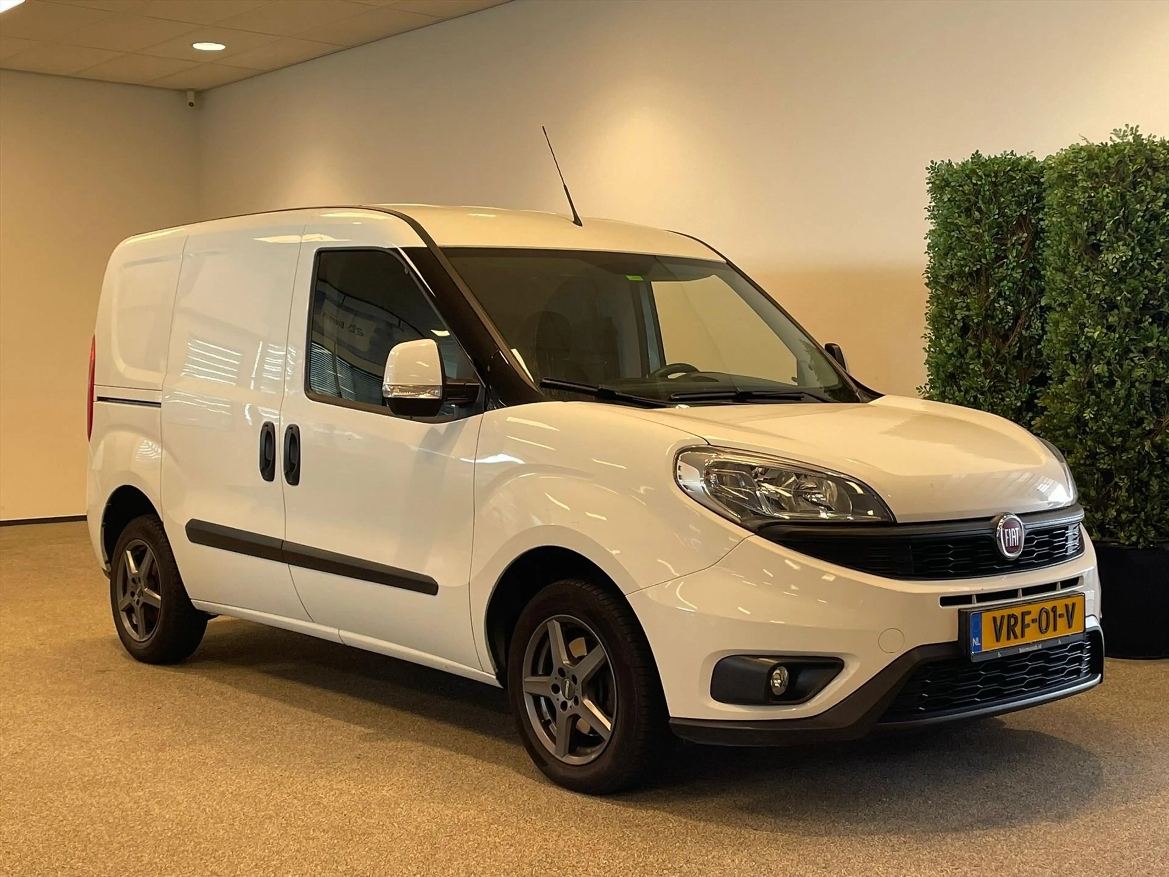 Fiat Doblo 1.2D 70KW — photo 9