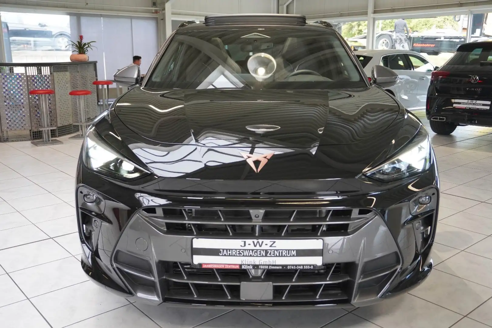 CUPRA Terramar VZ 2.0 TSI DSG 4Drive*SENNHEIS*AHK*PANO Schwarz - 2