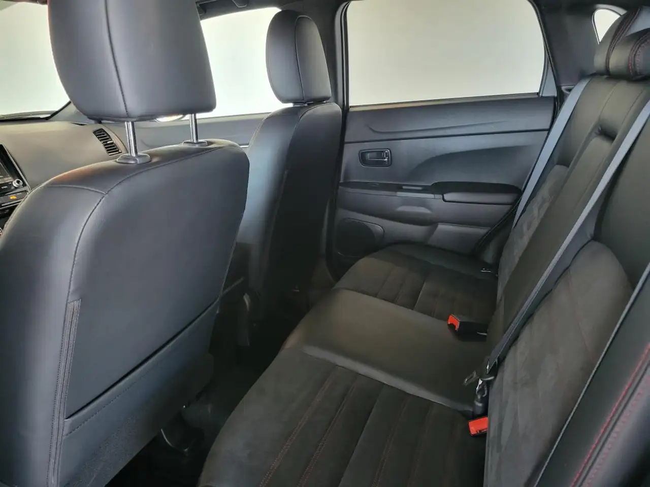 Mitsubishi RVR снимка Mitsubishi RVR