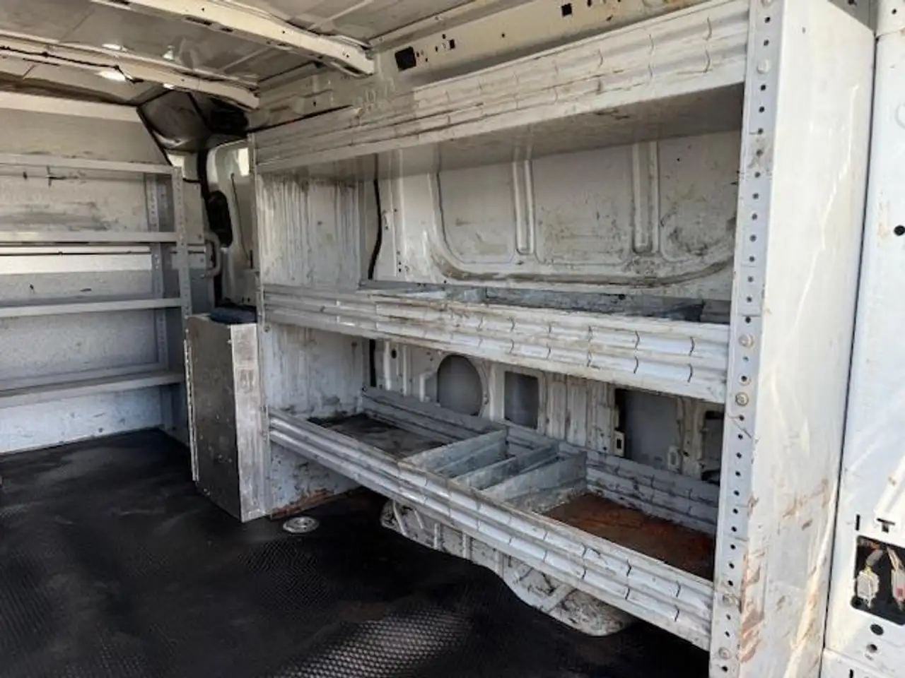Ford Transit снимка Ford Transit
