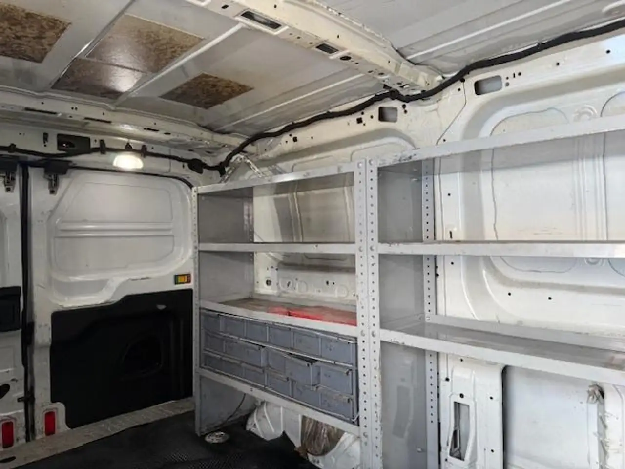 Ford Transit снимка Ford Transit