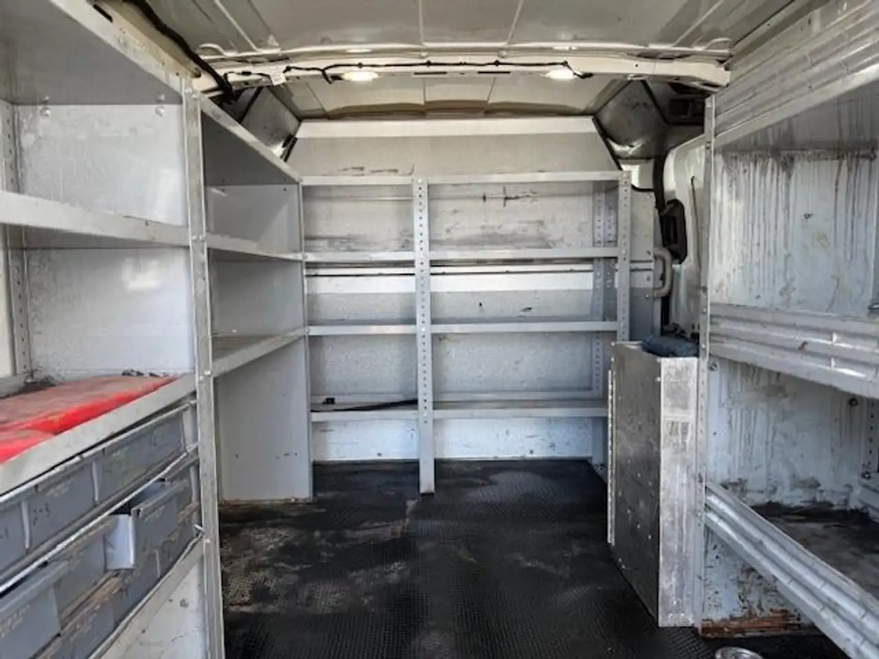 Ford Transit снимка Ford Transit