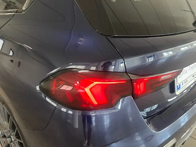 BMW 1 Series view 11