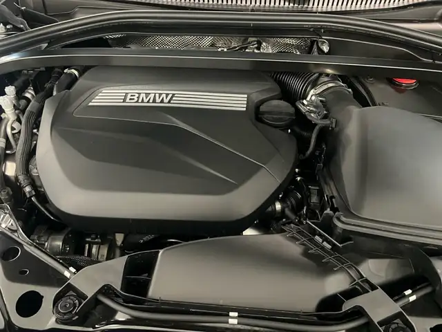 BMW 1 Series view 15