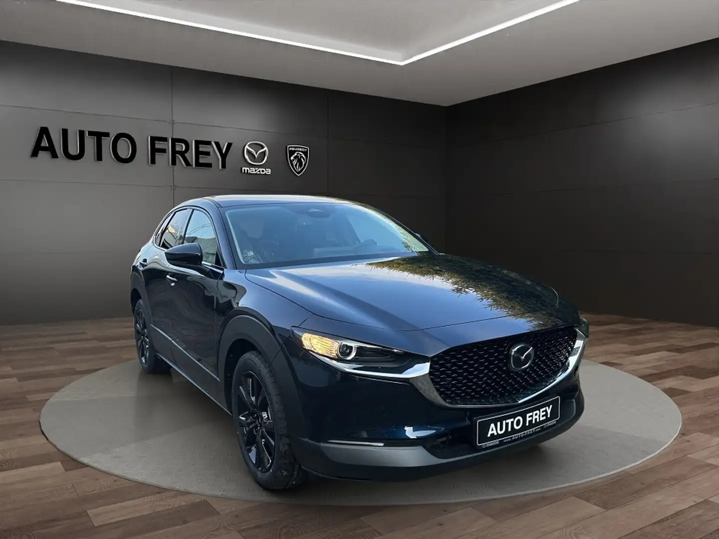 Mazda CX-30 2.0L e-SKYACTIV G 122ps Homura Blau - 1