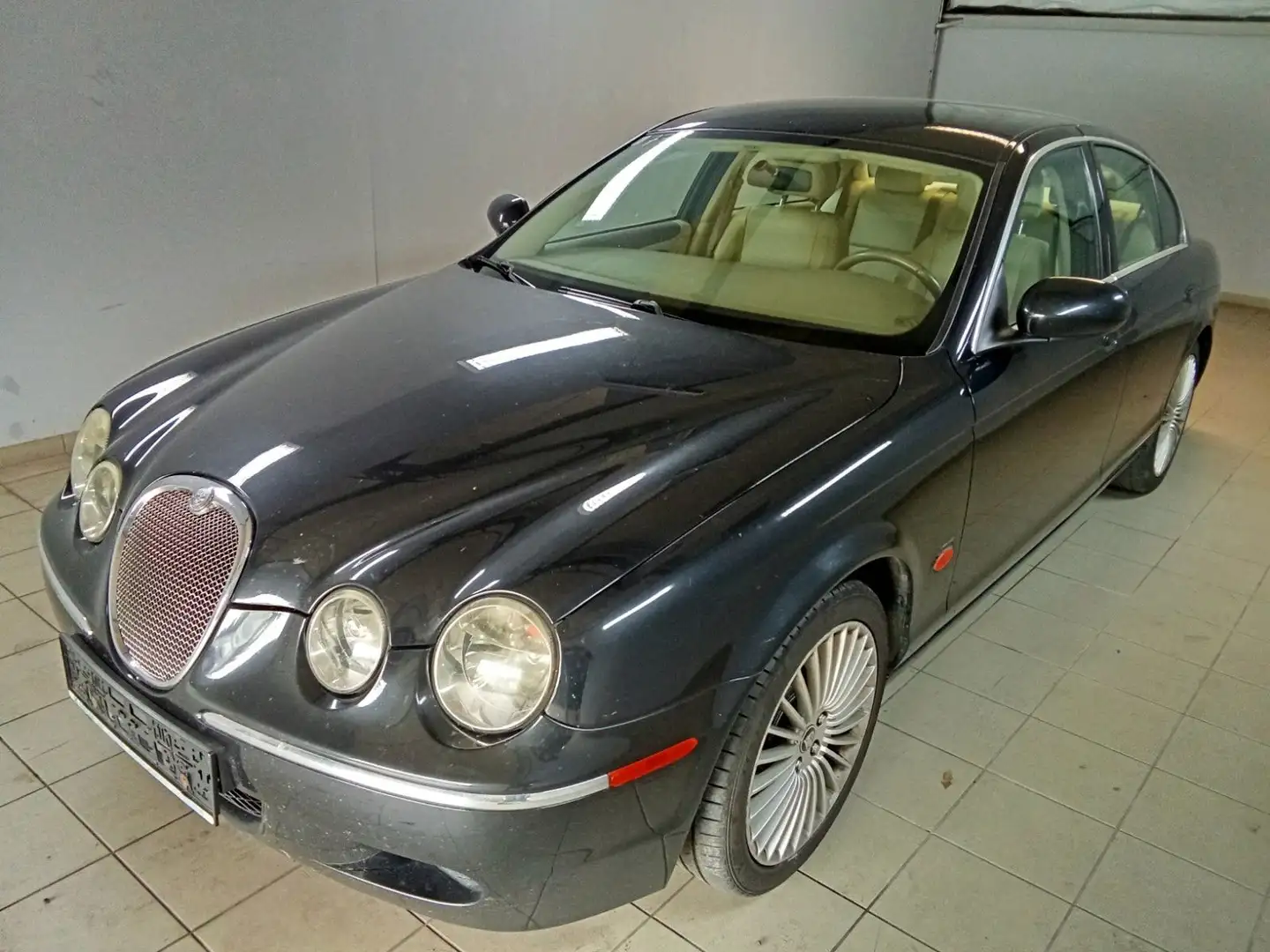 Jaguar S-Type 2.7 Liter V6 Diesel Classic Nero - 1