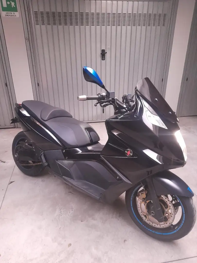 Gilera GP 800 Siyah - 1