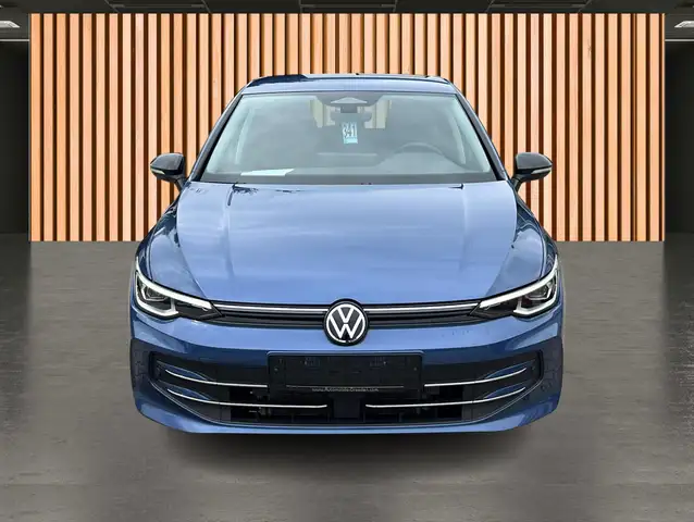 Volkswagen Golf view 21