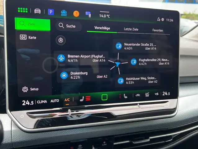 Volkswagen Golf view 5