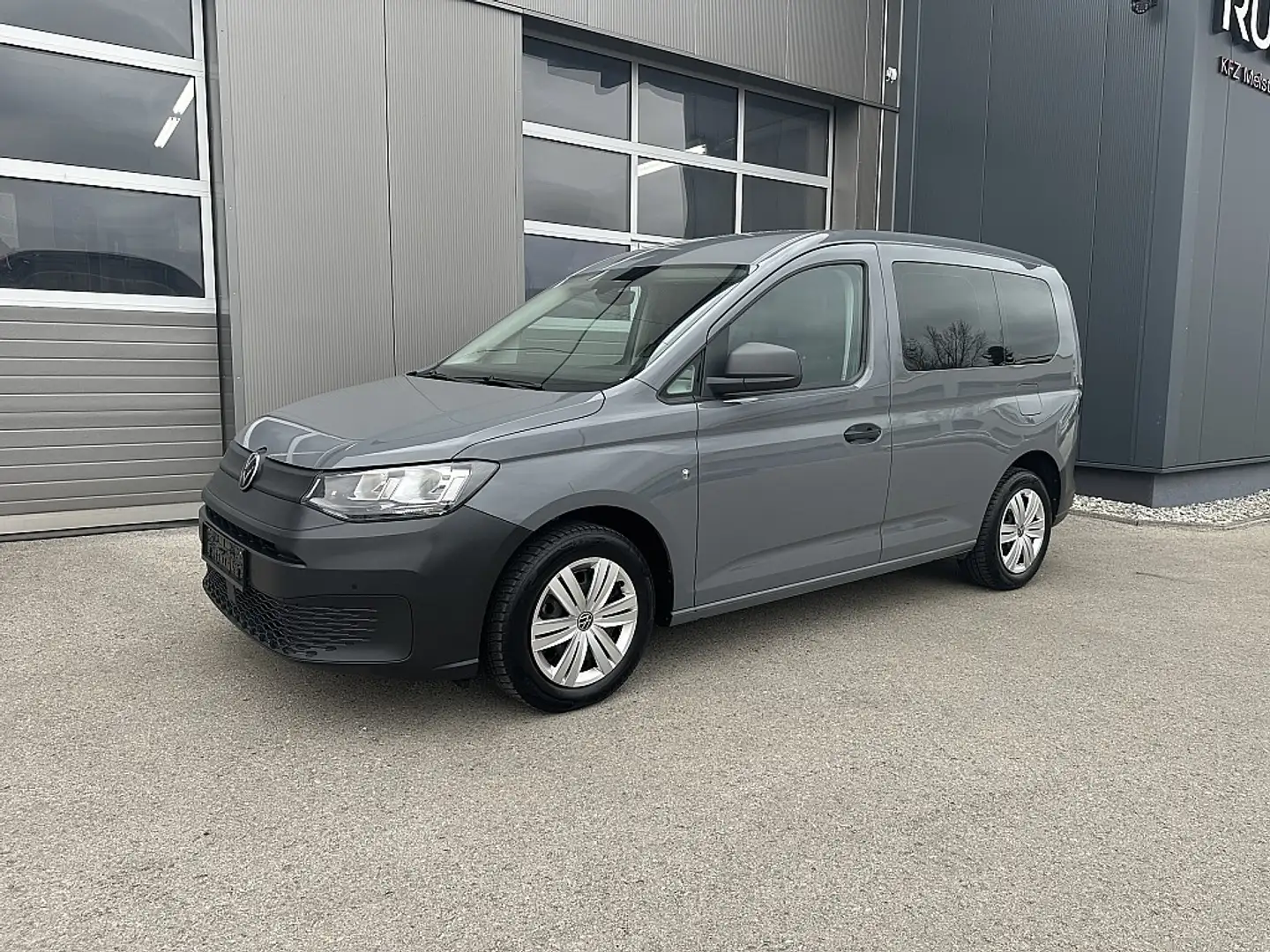 Volkswagen Caddy Kombi 2,0 TDI Gris - 1