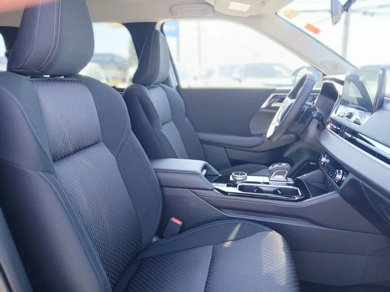Mitsubishi Outlander снимка Mitsubishi Outlander