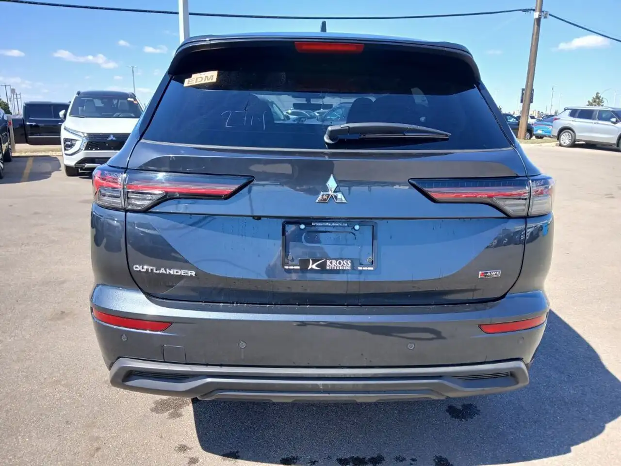 Mitsubishi Outlander снимка Mitsubishi Outlander