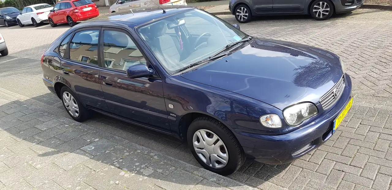 Toyota Corolla 1.6 VVT-i Terra, foto 2