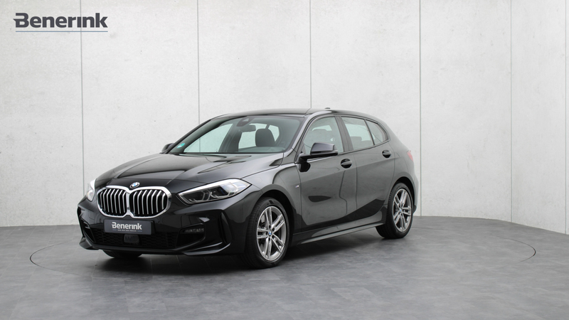 BMW 120 1-serie 120i Executive M-Sport | Live Cockpit Prof