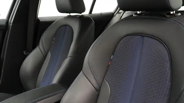 BMW 1 Series view 15