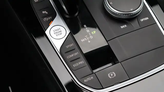 BMW 1 Series view 17