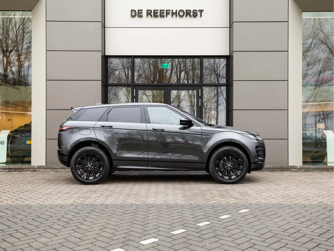Land Rover Range Rover Evoque 2026 — фото 9