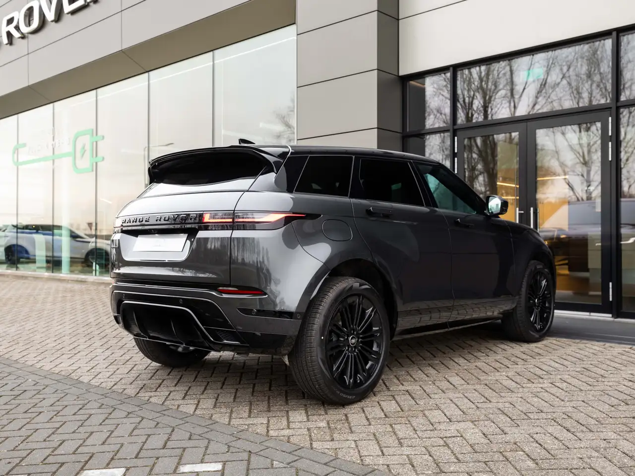 Land Rover Range Rover Evoque 2026 — фото 29