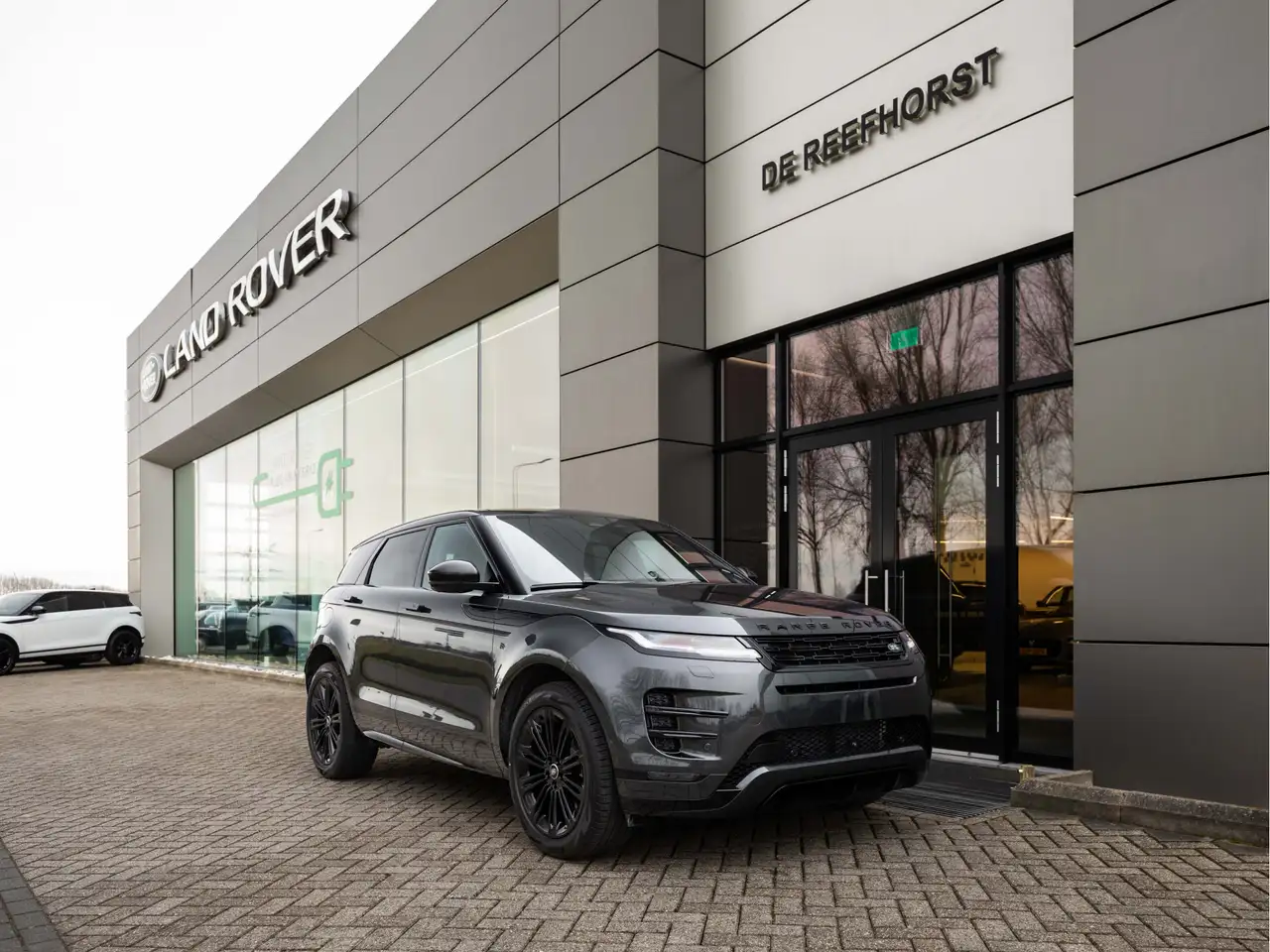 Land Rover Range Rover Evoque 2026 — фото 28