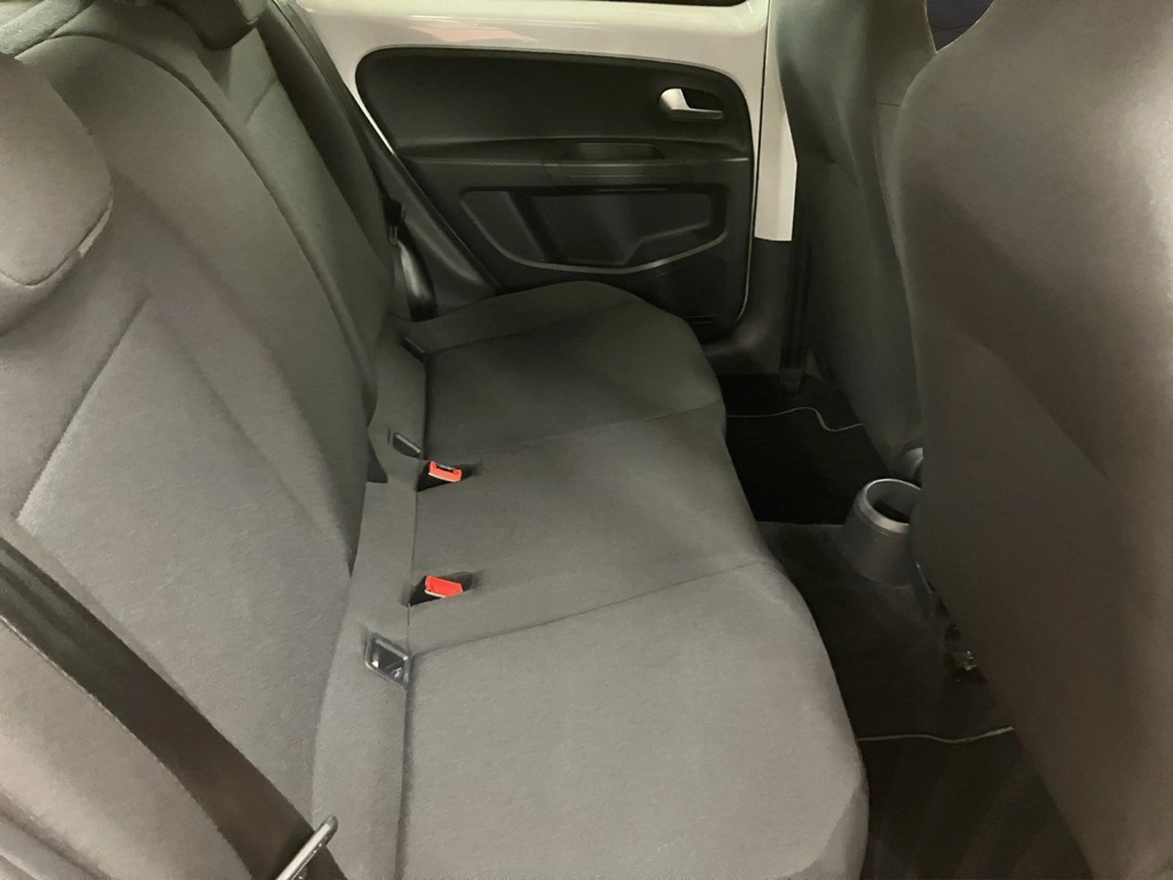 Volkswagen e-up! move up! 61 kW Klima — photo 8