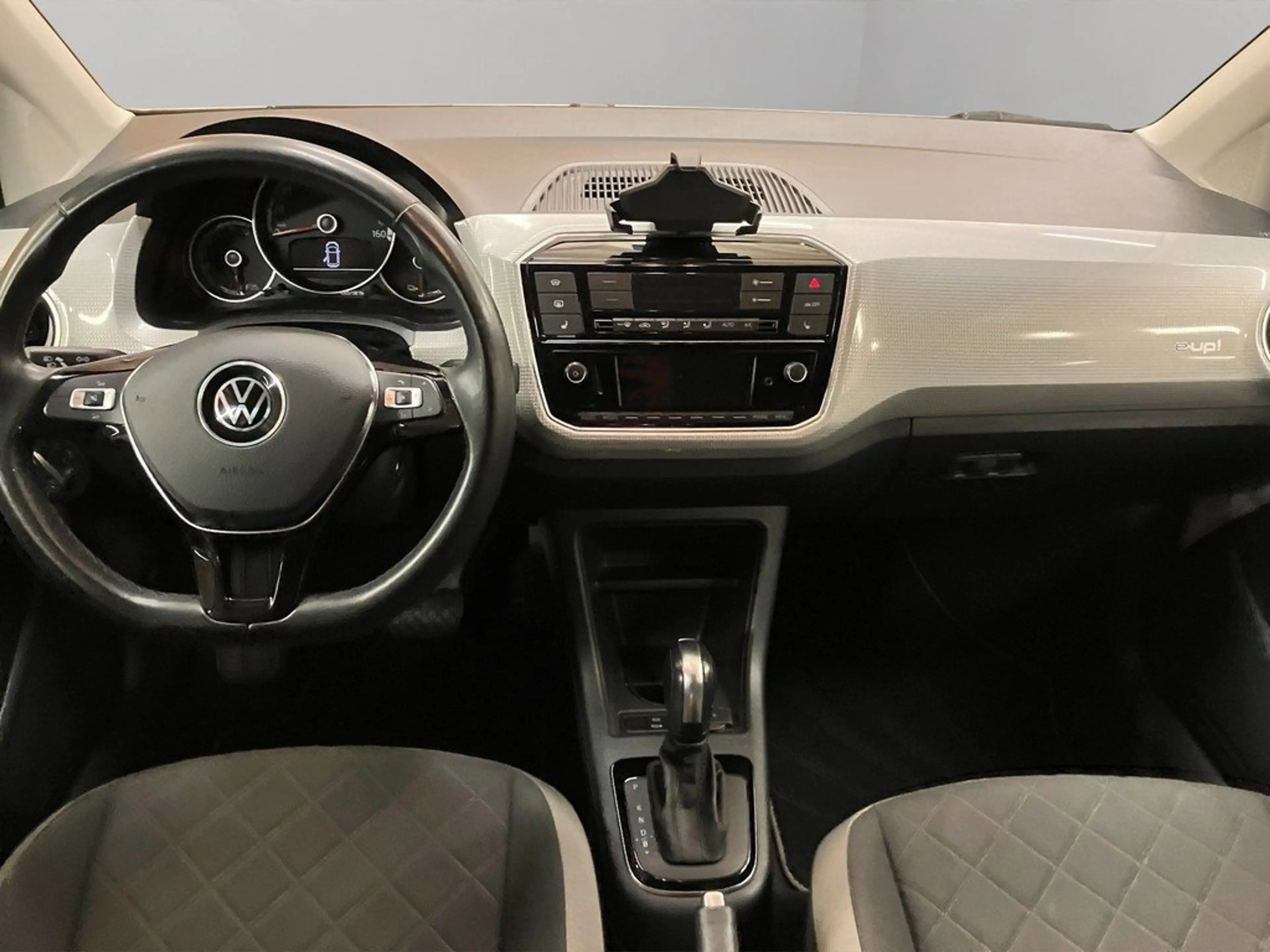 Volkswagen e-up! move up! 61 kW Klima — photo 9