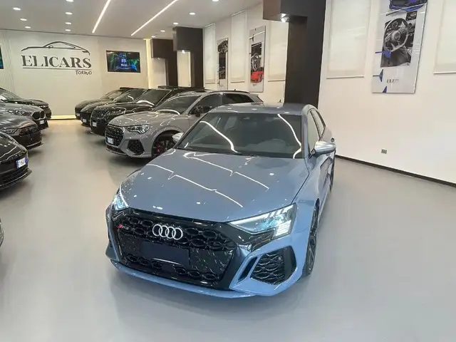 Audi RS 3 view 5