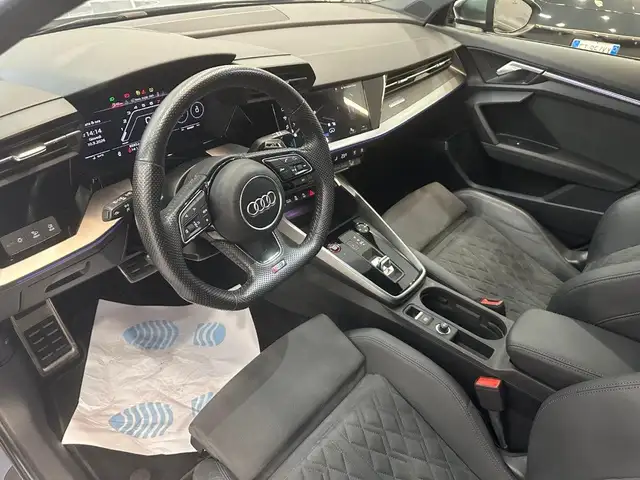 Audi RS 3 view 4