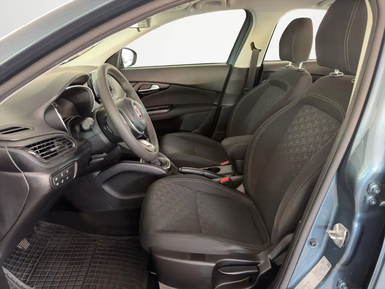 Fiat Tipo CROSS 1.0 /LED/NAV/17Z/ACC/RFK/MY21, миниатюра 6