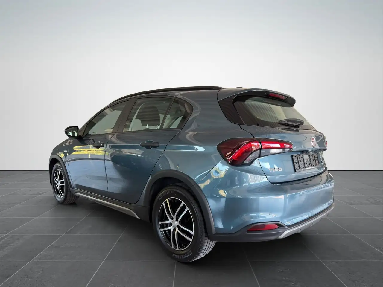 Fiat Tipo CROSS 1.0 /LED/NAV/17Z/ACC/RFK/MY21, миниатюра 5