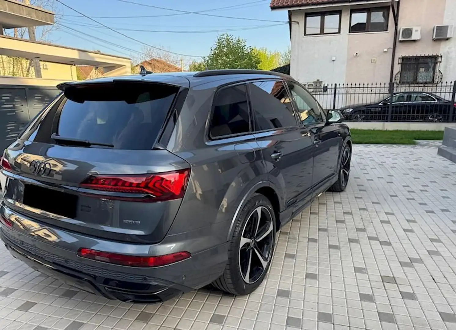 Audi Q7 50 TDI Mild-Hybrid 210 kW / 286 PS quattro S line - 2