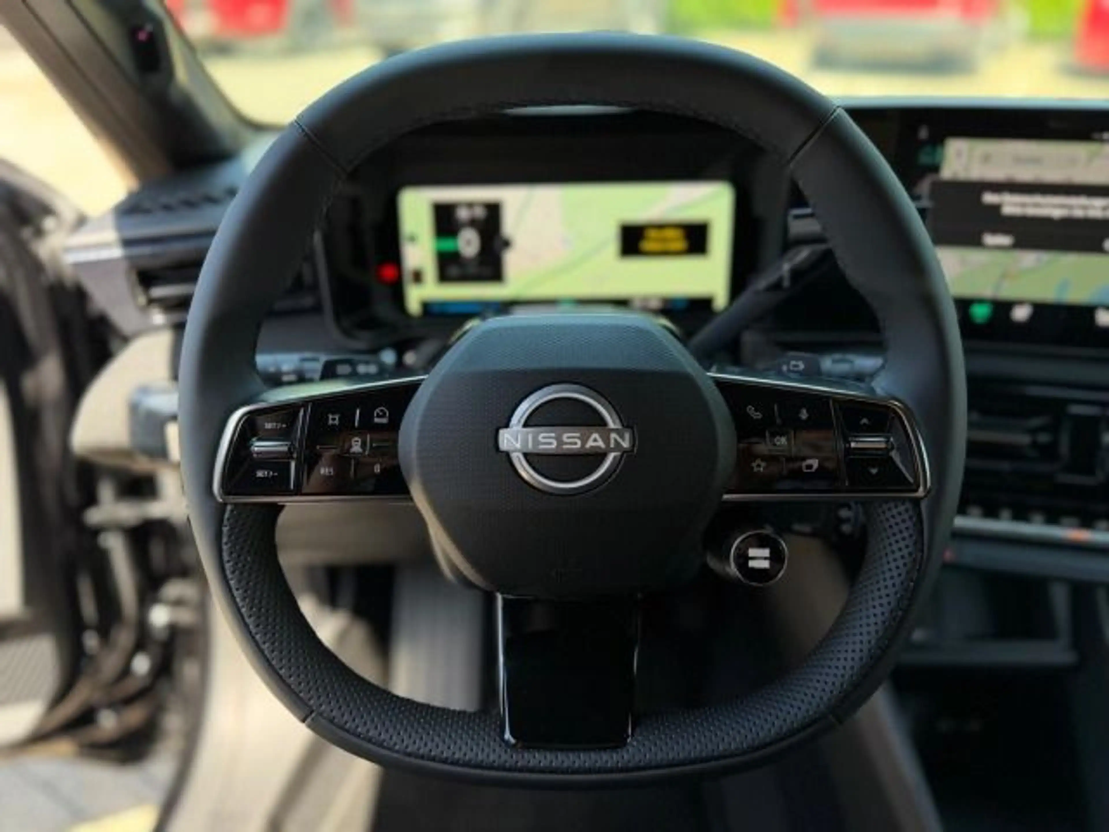 Nissan Micra Advance 52 kWh 150PS WP 18" Foliert in Mat — photo 14
