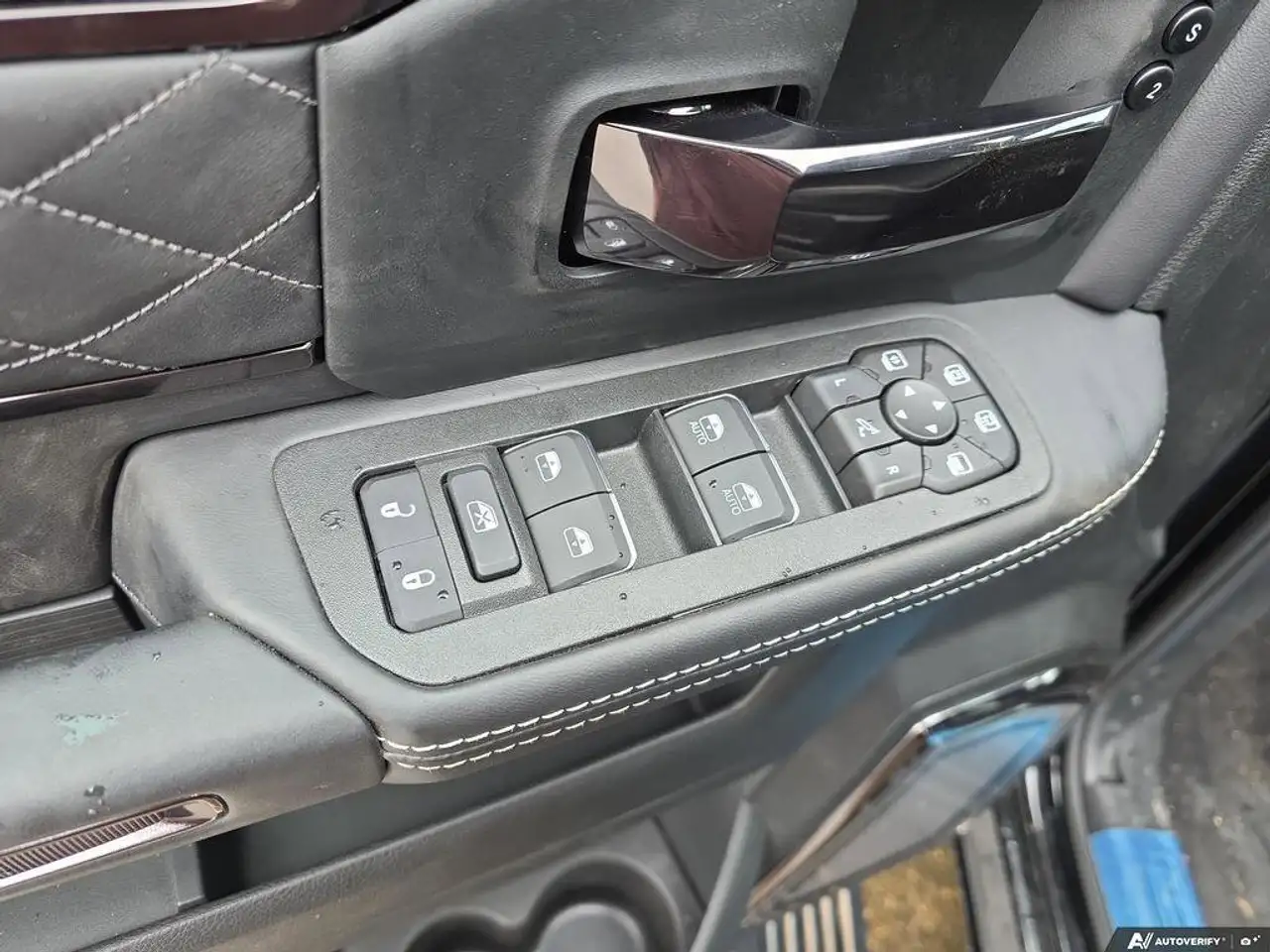 RAM 3500 снимка RAM 3500