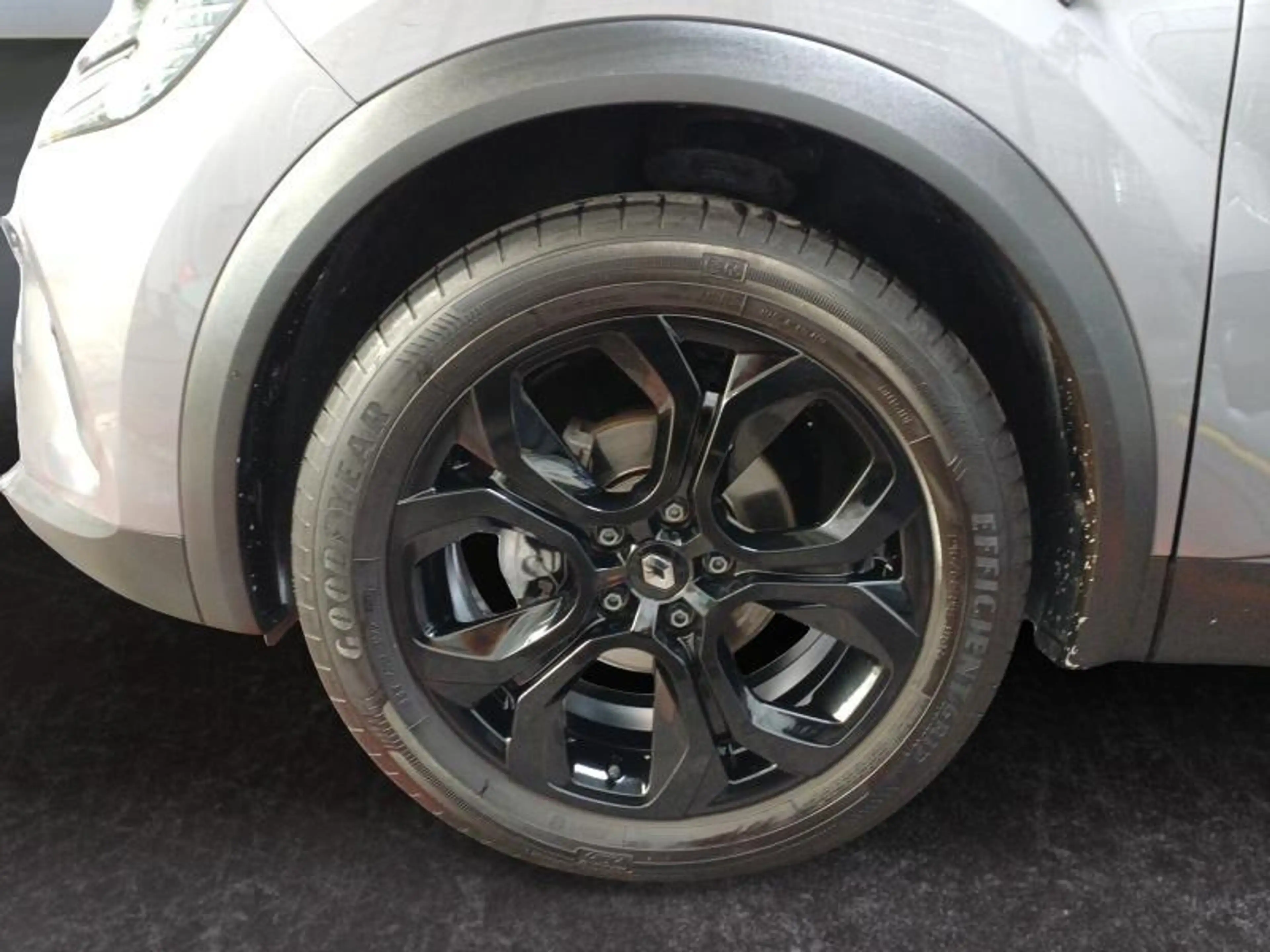 Renault Captur 1.33 TCe MHEV Rive Gauche EDC 140 Hp — photo 12