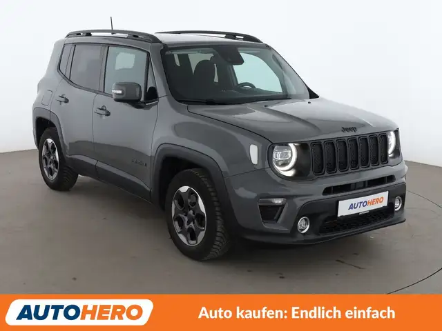 Jeep Renegade view 8